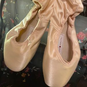 NEW Russian Pointe Shoes